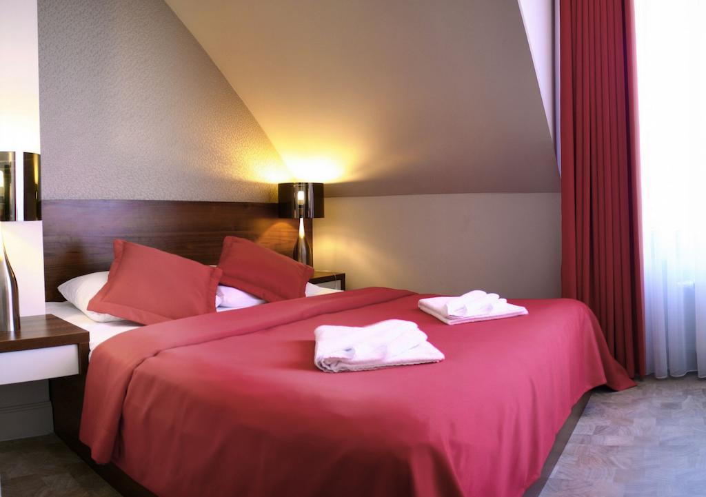 Apartamenty Mesa Grill Restaurant Cafe Dzwirzyno Room photo